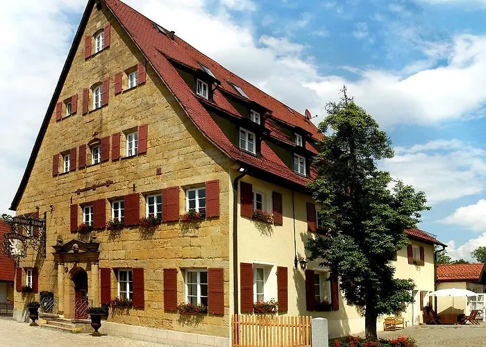 Landgasthof Und Weisser Lowe Отель 3*